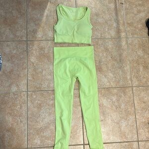 Xersion sportsbra and legging Activewear set